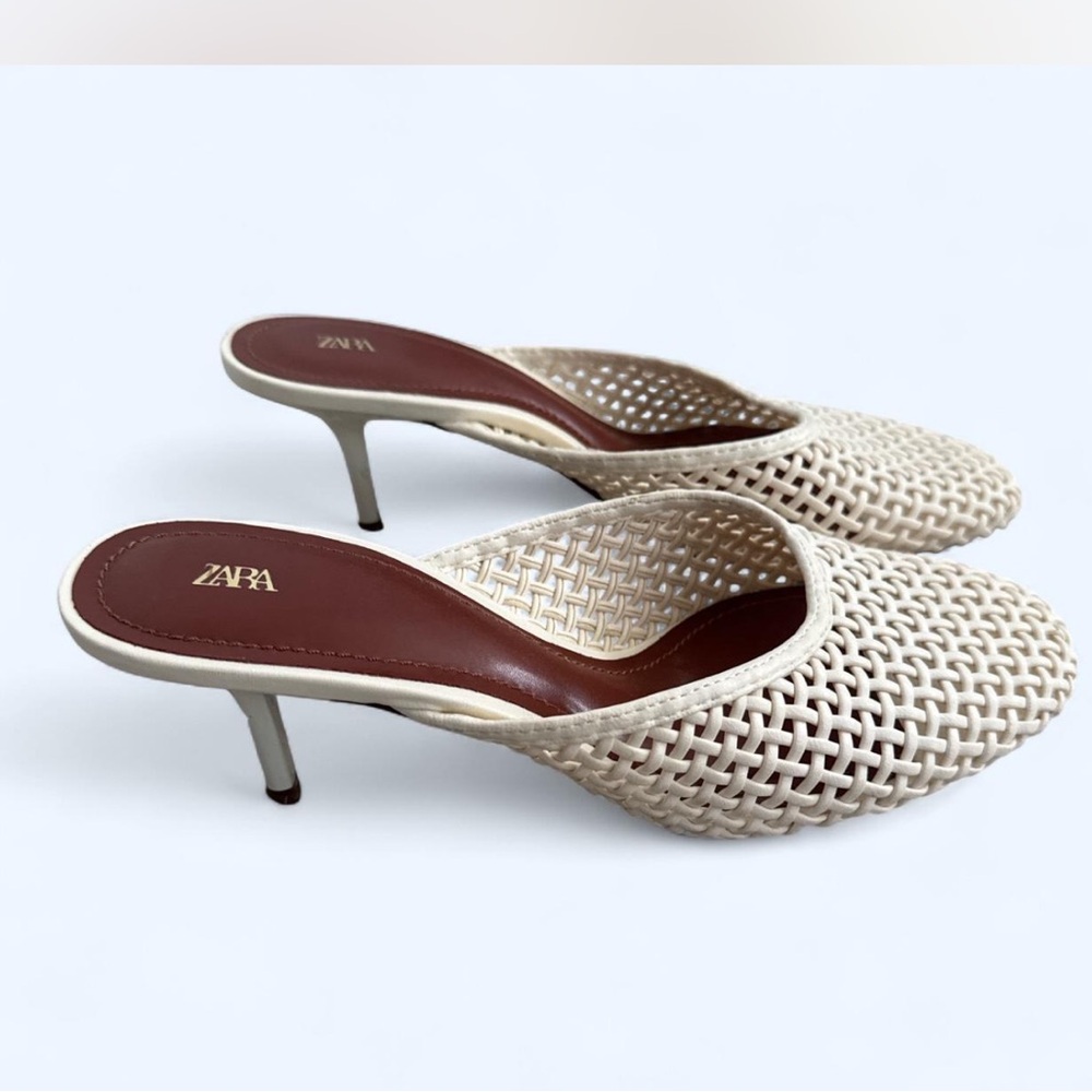 Zara Women's Beige Woven Heeled Mules